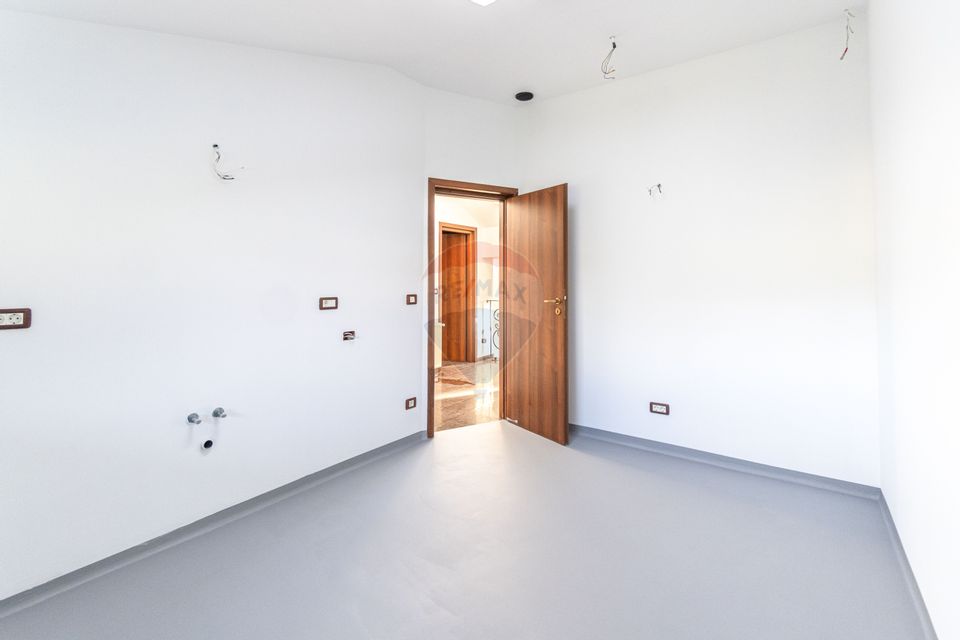 Spațiu de închiriat în Tractorul – 125 mp, renovat