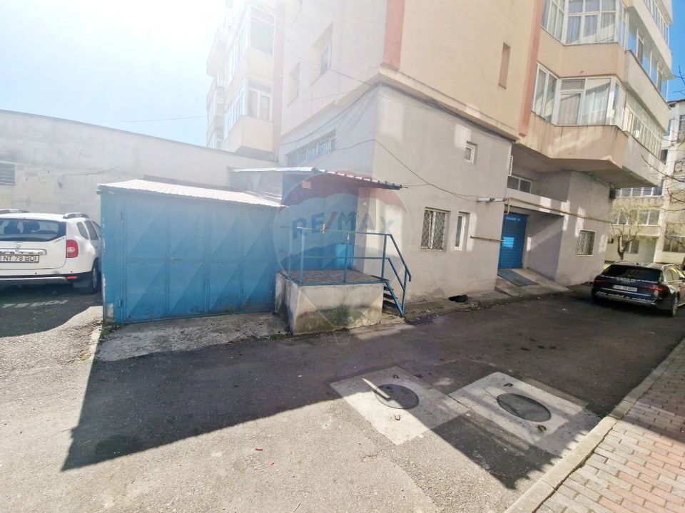 327sq.m Commercial Space for sale, Maratei area