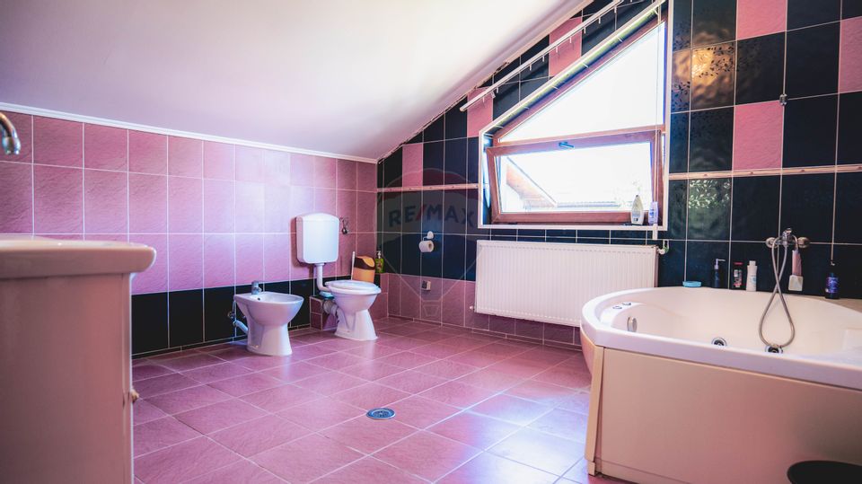 Investitie - vanzare vila deosebita, zona Fundeni - Dobroesti