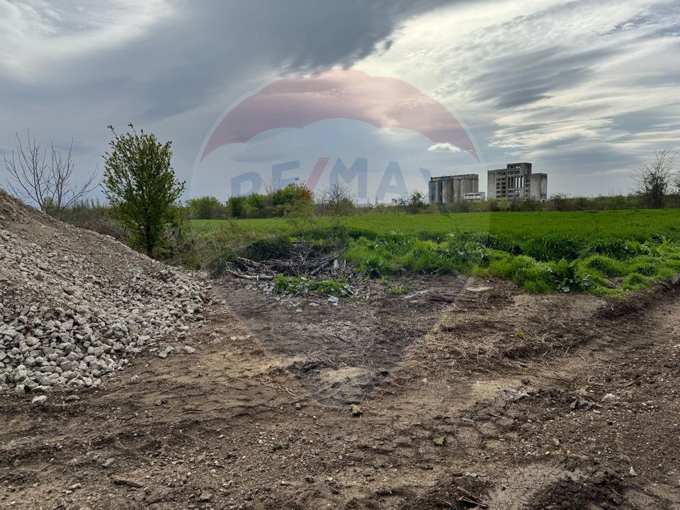 Teren cu PUZ aprobat –  Destinație logistică, industrială și servicii