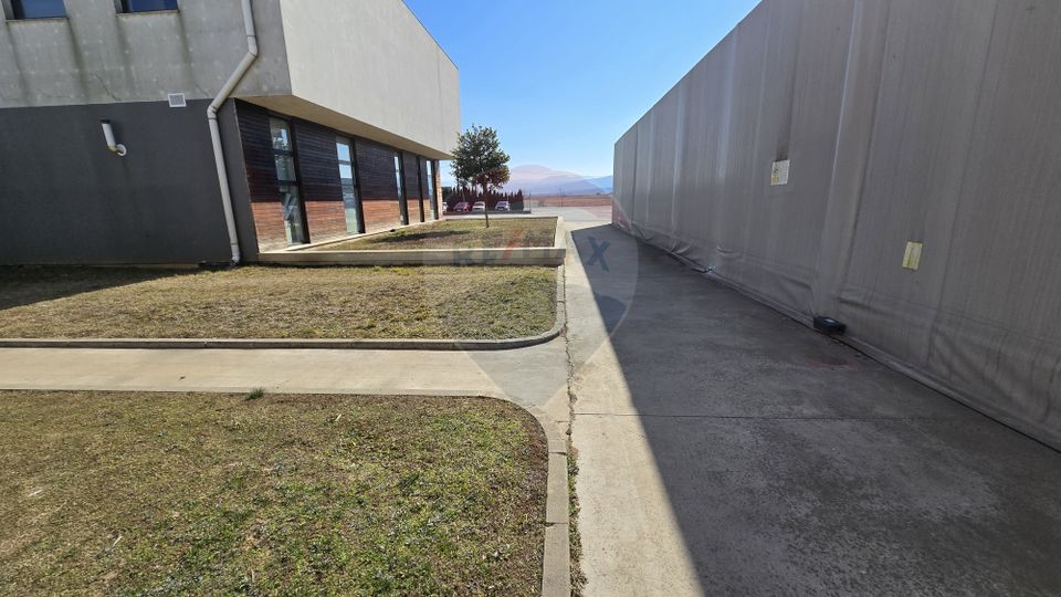 16,000sq.m Industrial Space for sale, Vest area