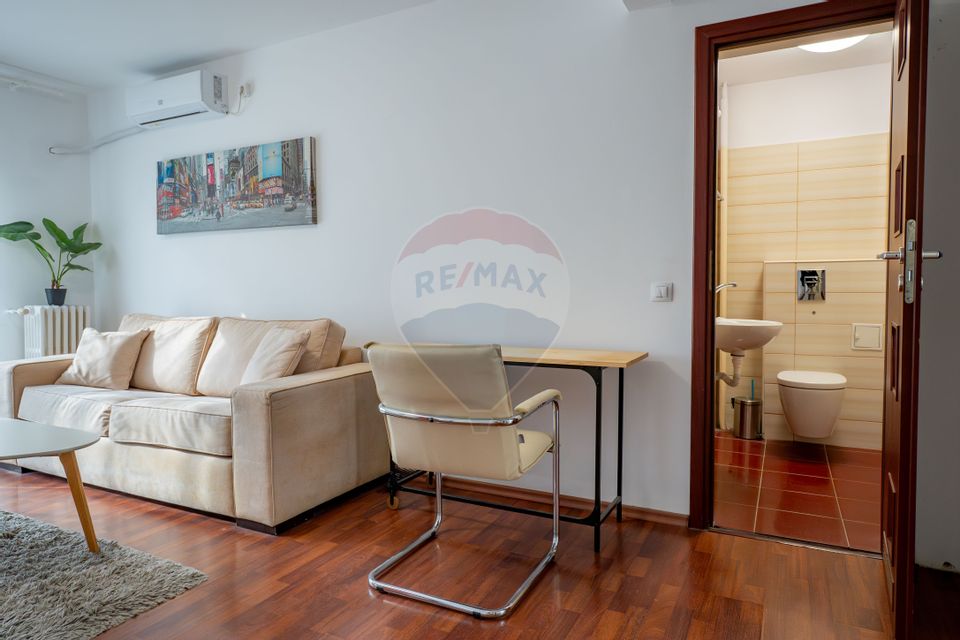 2 room Apartment for rent, P-ta Universitatii area