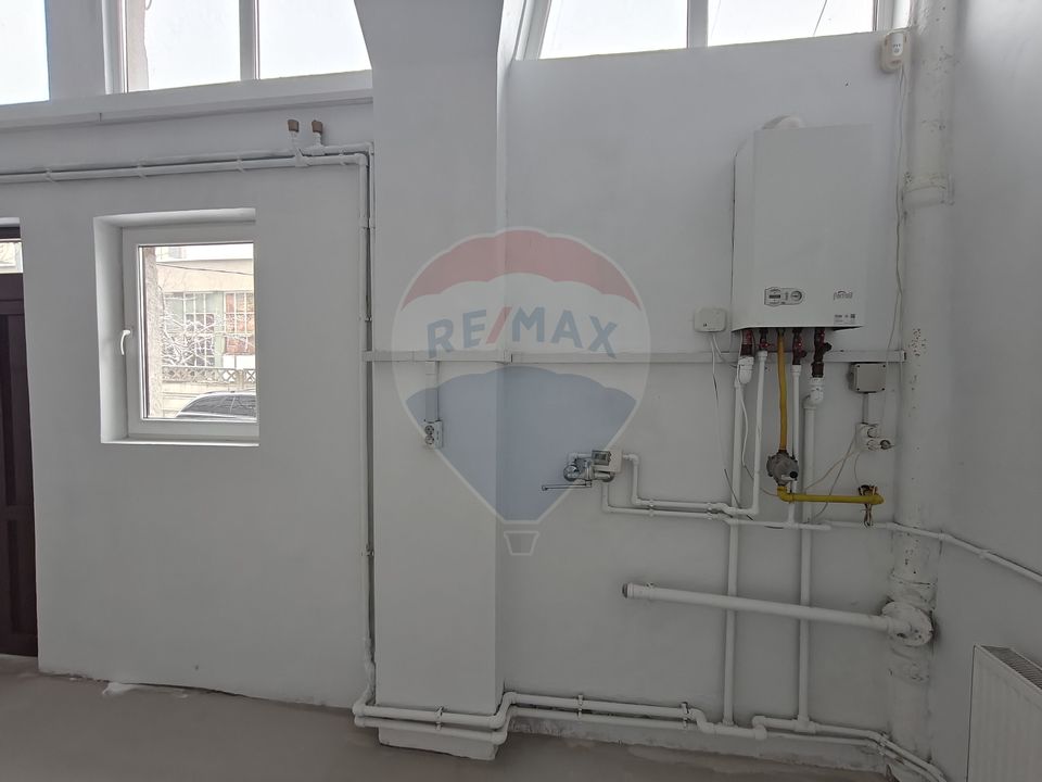 Spațiu industrial de 63mp de închiriat în zona Bulgaria