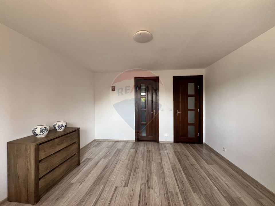 Casă de vânzare – Comuna Berceni, Strada ZânelorCasă / Vilă