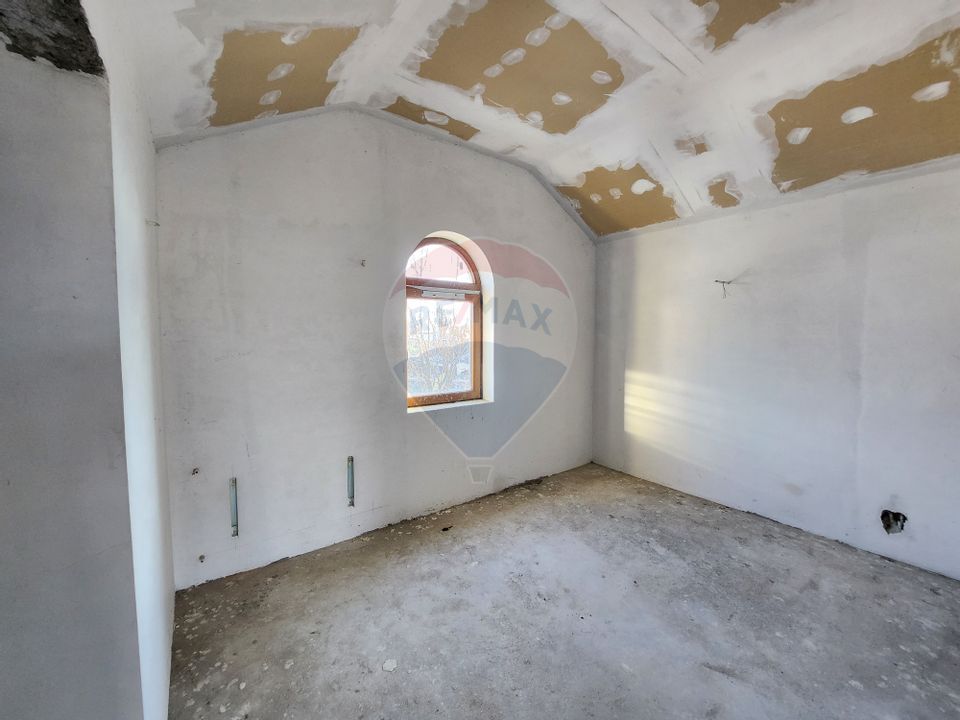 4 room House / Villa for sale, Aviatiei area