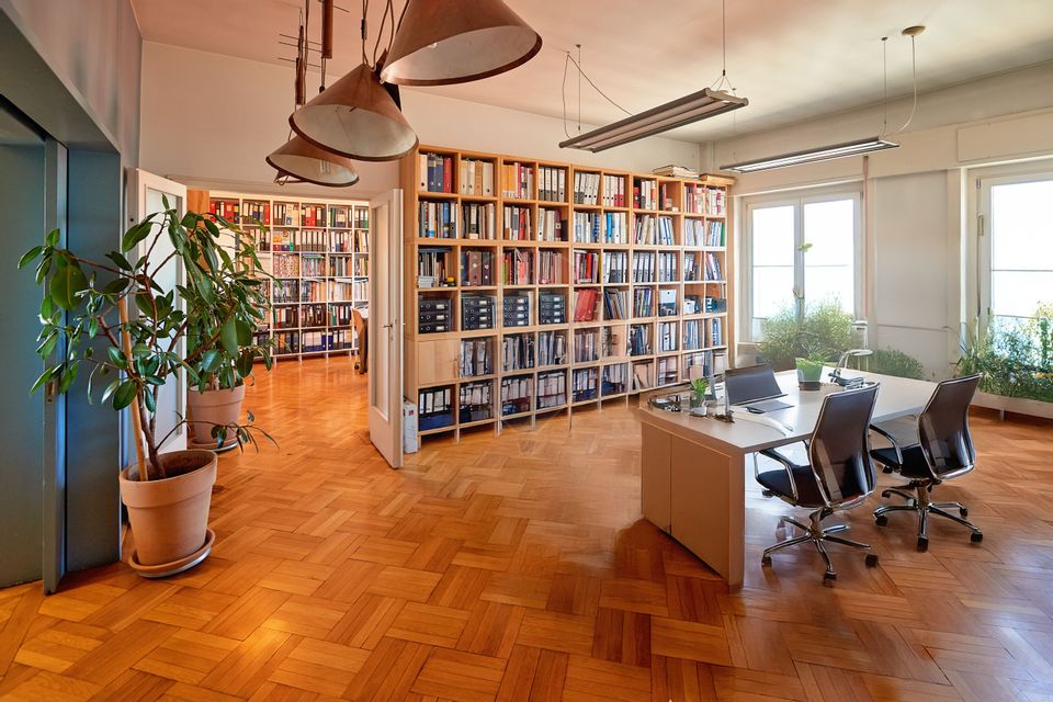 4 room Apartment for sale, Central area