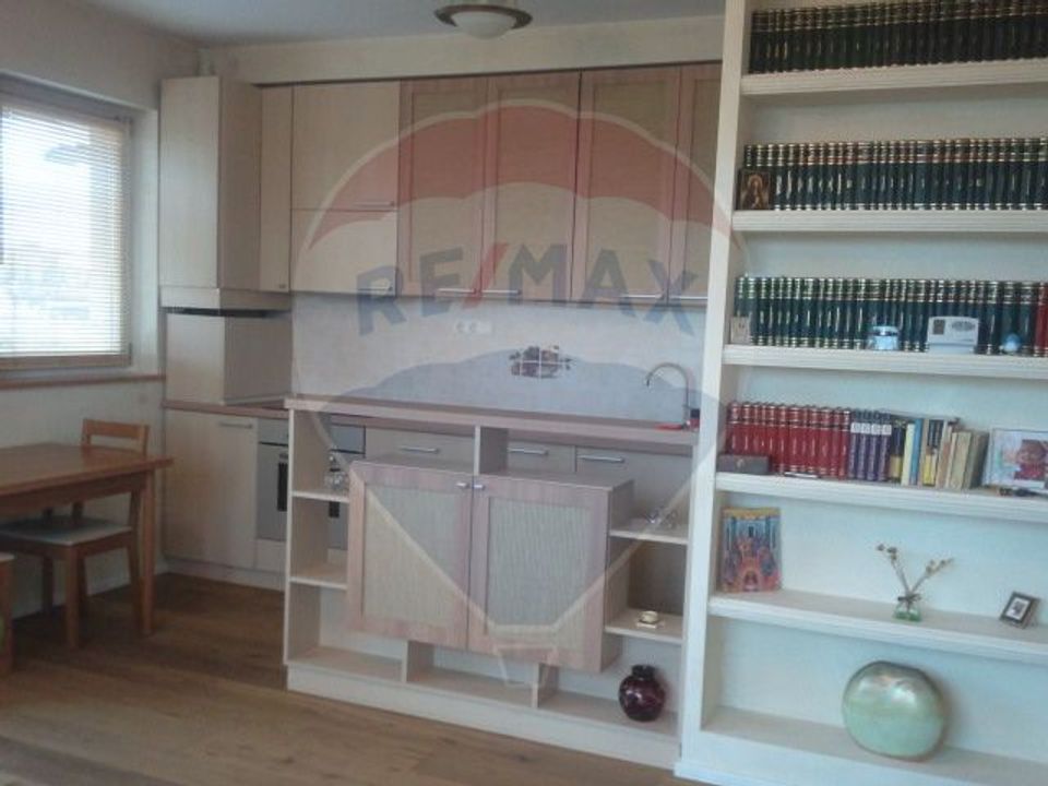 Apartament cu 2 camere de vânzare în zona Bartolomeu