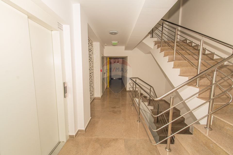 New apartment 2 rooms with 2 parking spaces basement Drumul Taberei