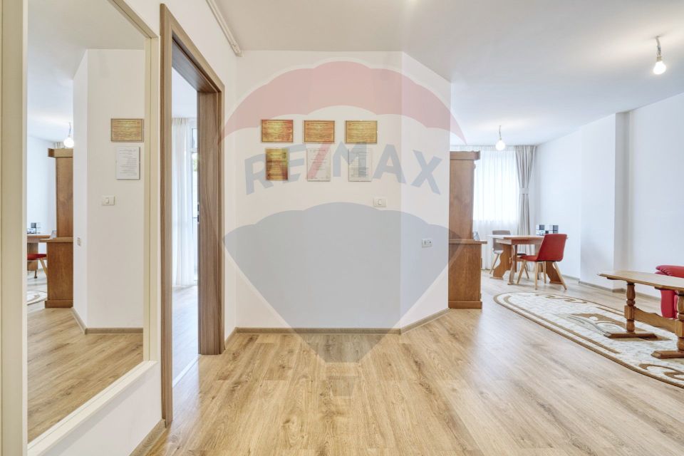 REZERVAT! Apartament 2 camere pretabil locuință sau cabinet