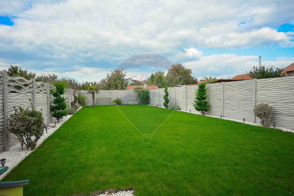 Confort modern pe un singur nivel. Casă nouă în Oșorhei, 4 cam. 147 mp