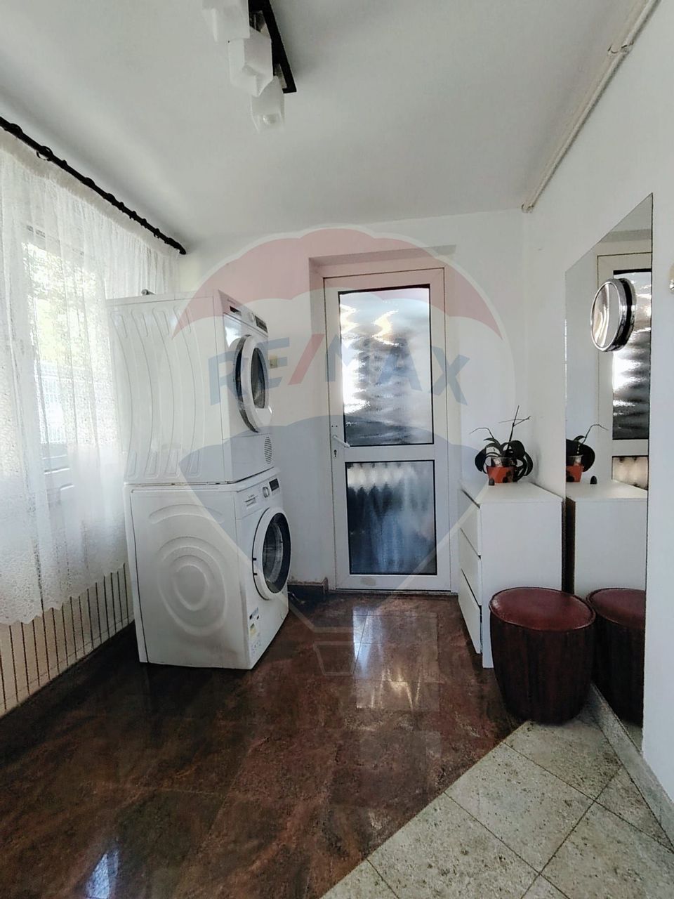 Casa de inchiriat in Centrul Vechi – ideala pentru locuinta sau birou