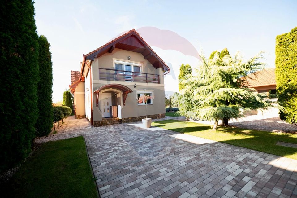 5 room House / Villa for sale