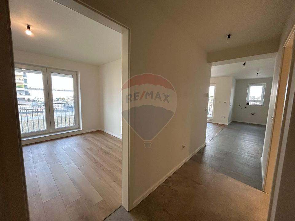 Apartament 3 camere de vânzare