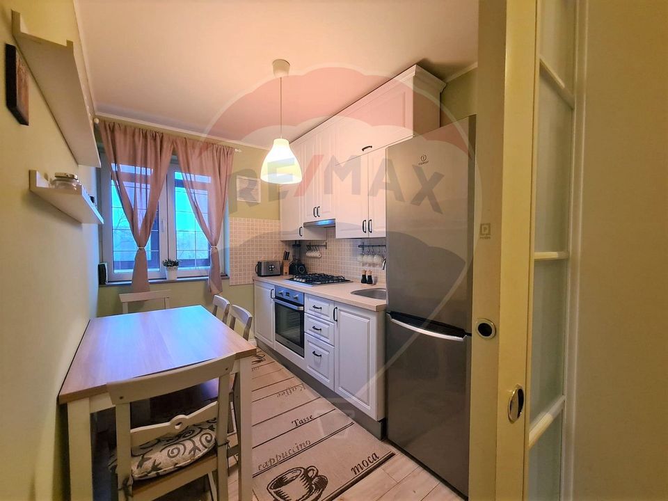 2-room apartment with Cismigiu Park view