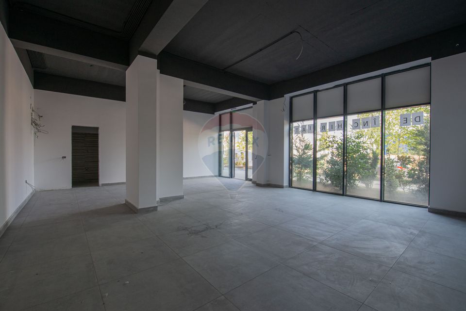 Spatiu comercial de inchiriat 86mp cu vitrina Militari