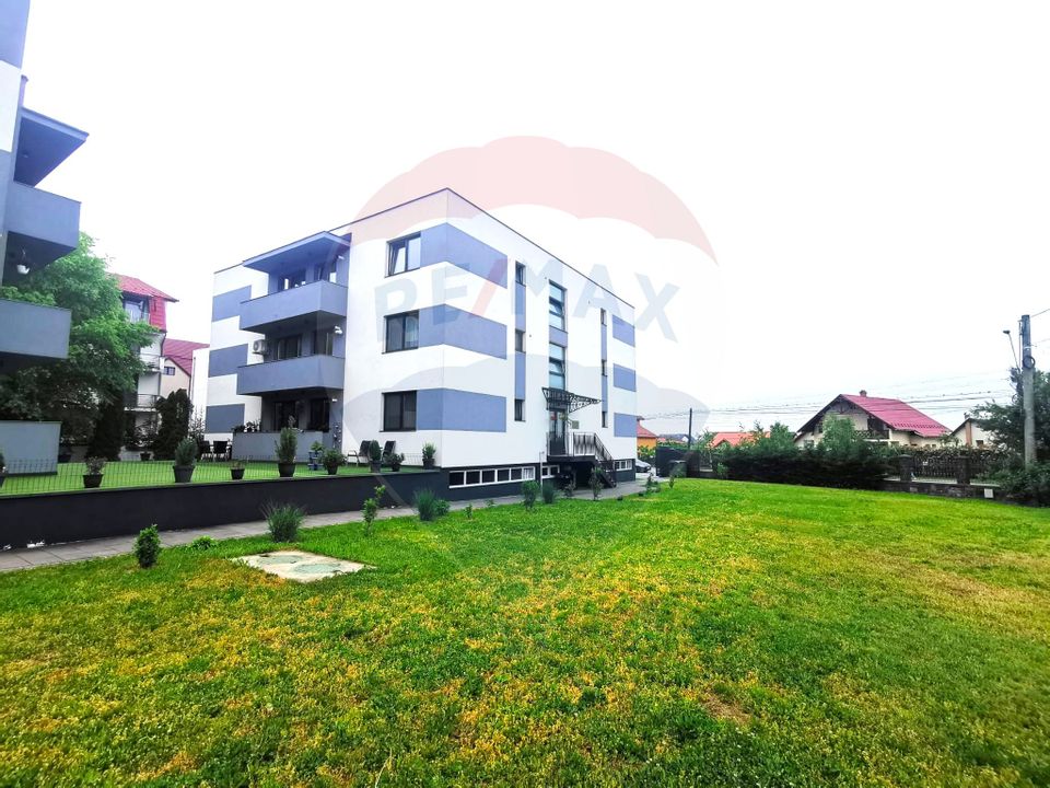 DE VÂNZARE – Apartament 3 camere, decomandat, Str. Victoriei