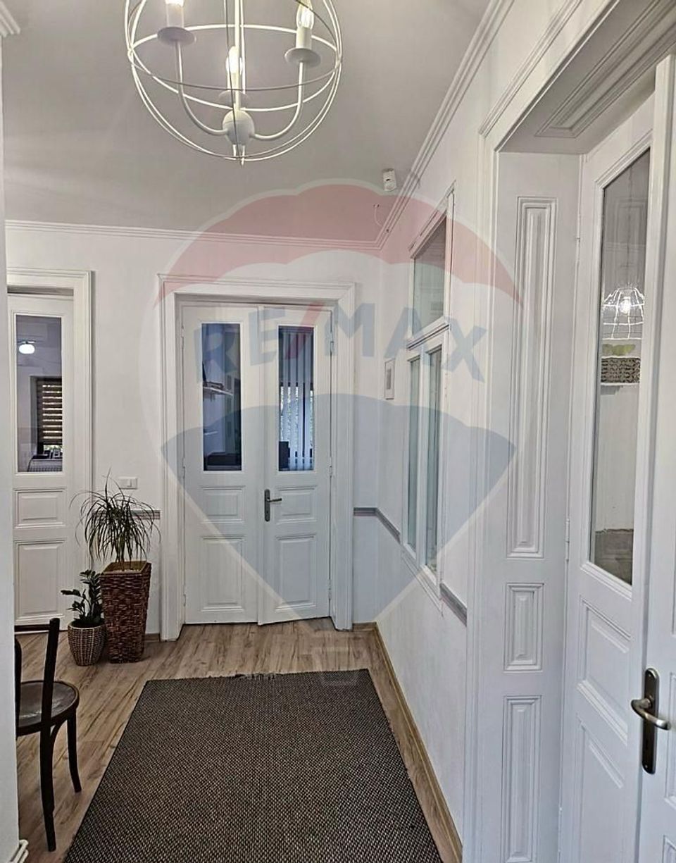 98.47sq.m Commercial Space for rent, Ultracentral area