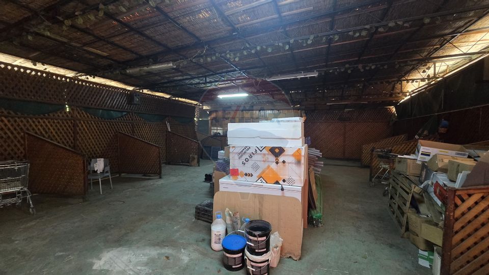 200sq.m Commercial Space for rent, Giulesti area