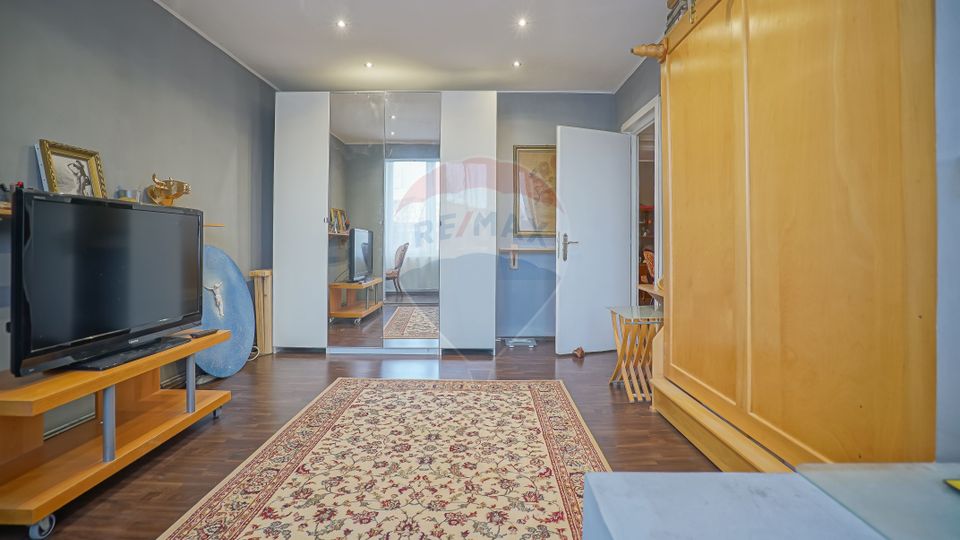 REZERVAT ! Apartament 3 camere Piața Teatrului