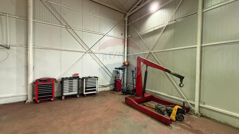 Service camioane și auto Șoseaua Surăii hală 400 mp