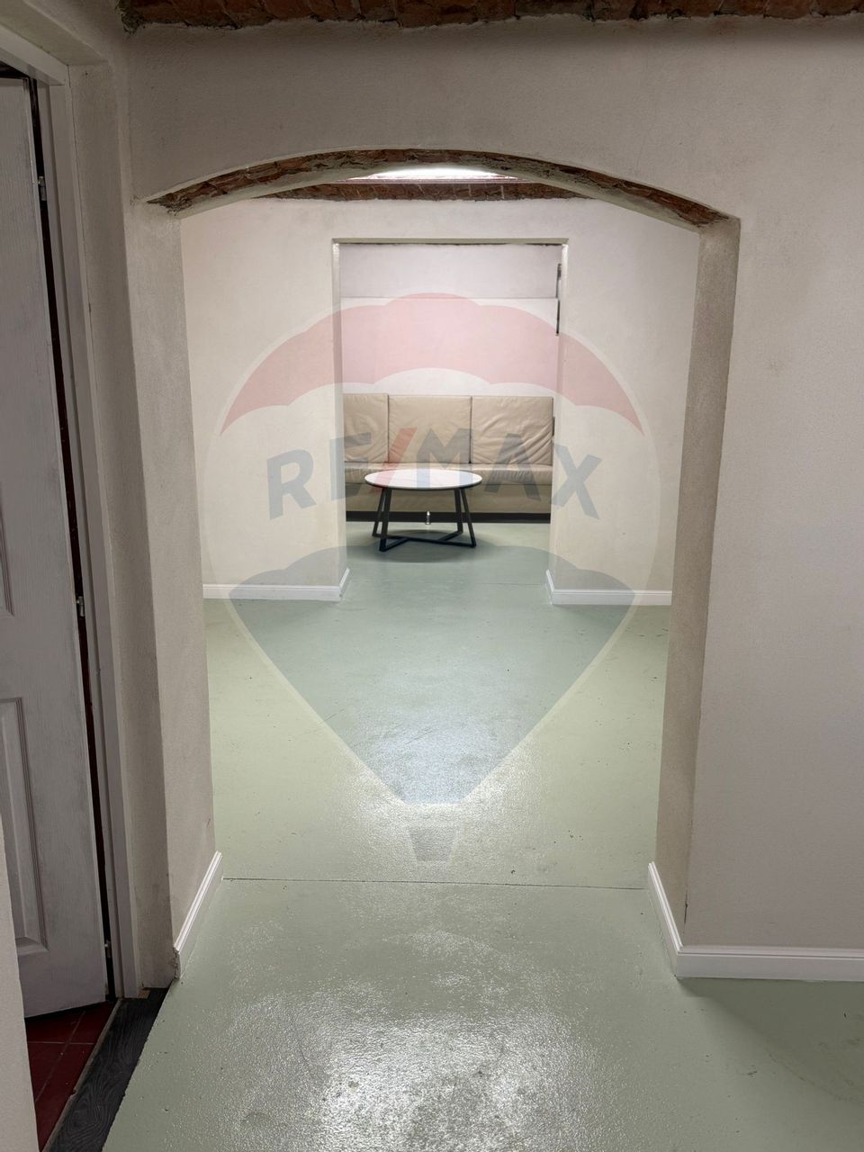 Spațiu comercial de închiriat 40 mp, în zona Decebal