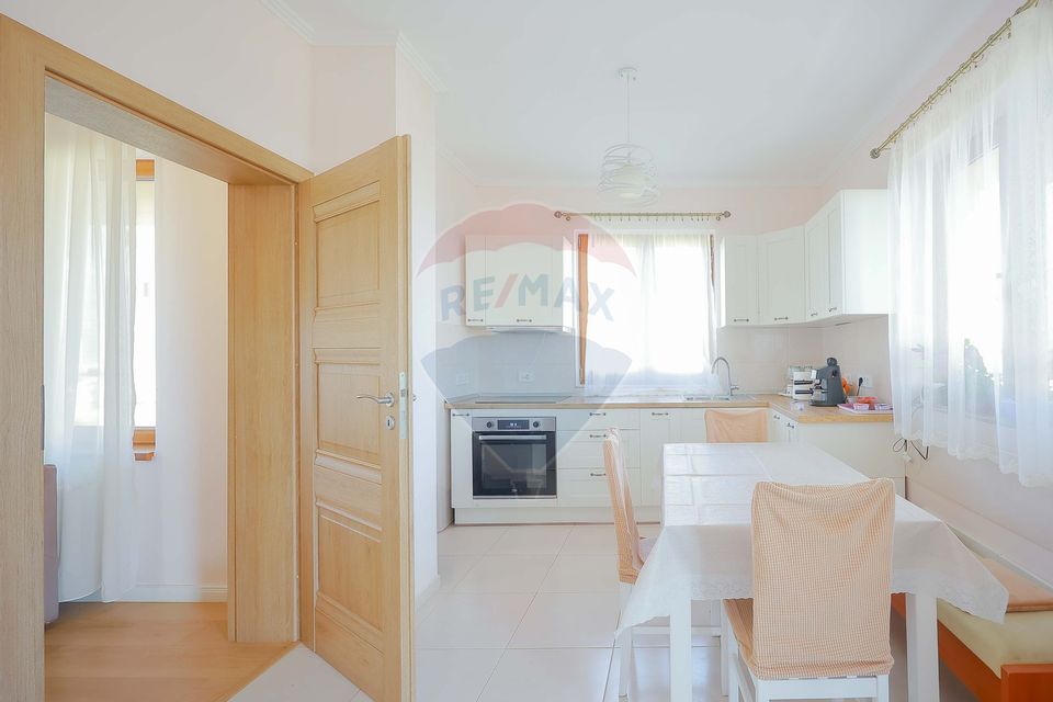 5 room House / Villa for sale