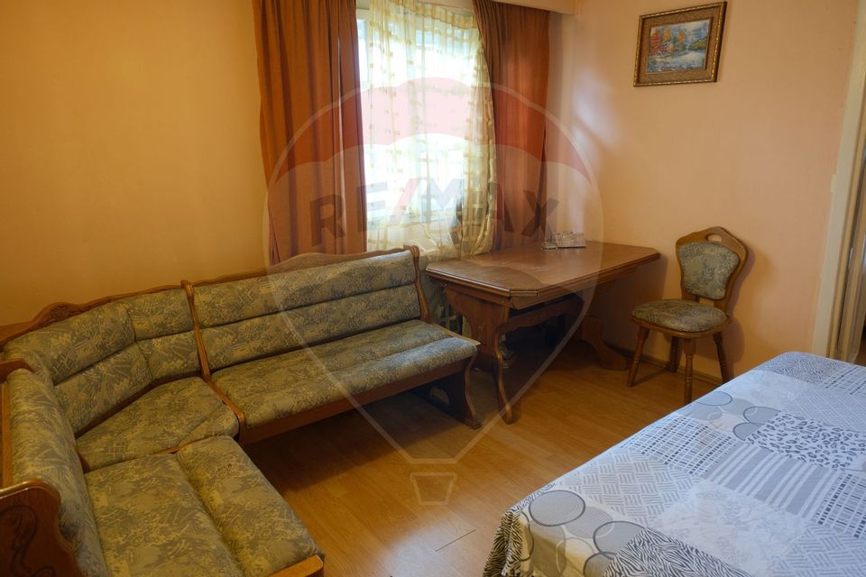 14 room Hotel / Pension for rent, Vest area