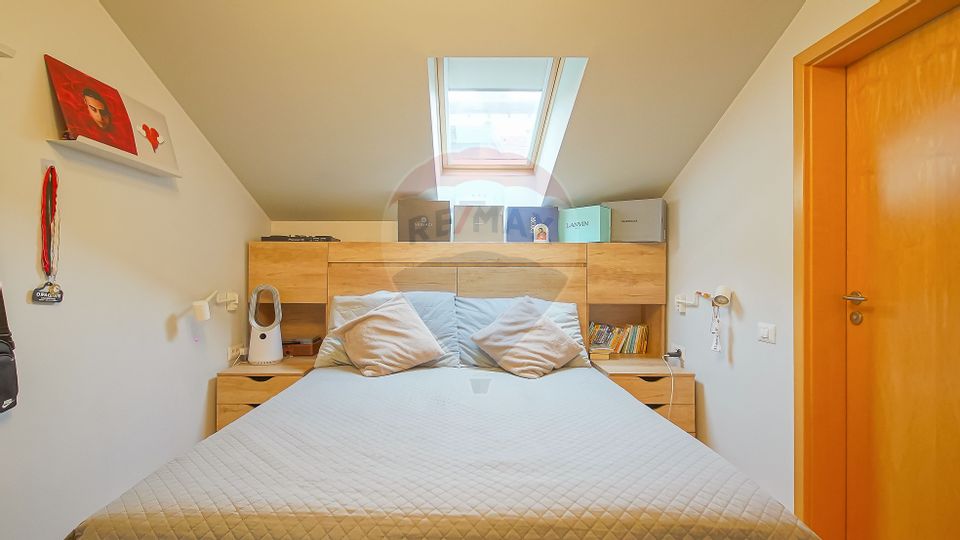 Vila moderna cu vedere spre padure Poiana Angelescu