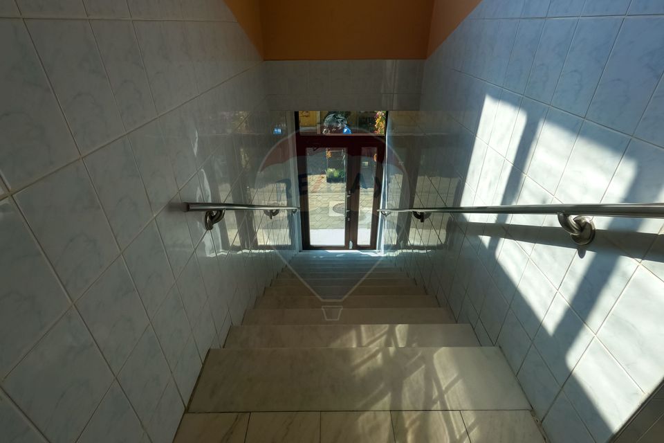 495sq.m Commercial Space for sale, Piata Centrala area