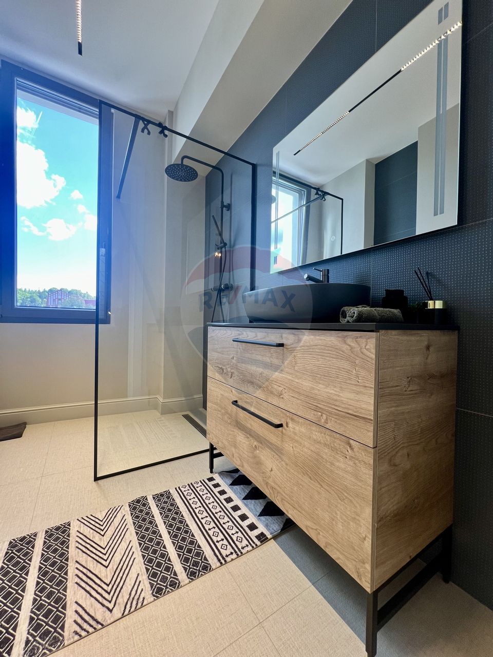 Apartament 3 camere, ultracentral, de inchiriat