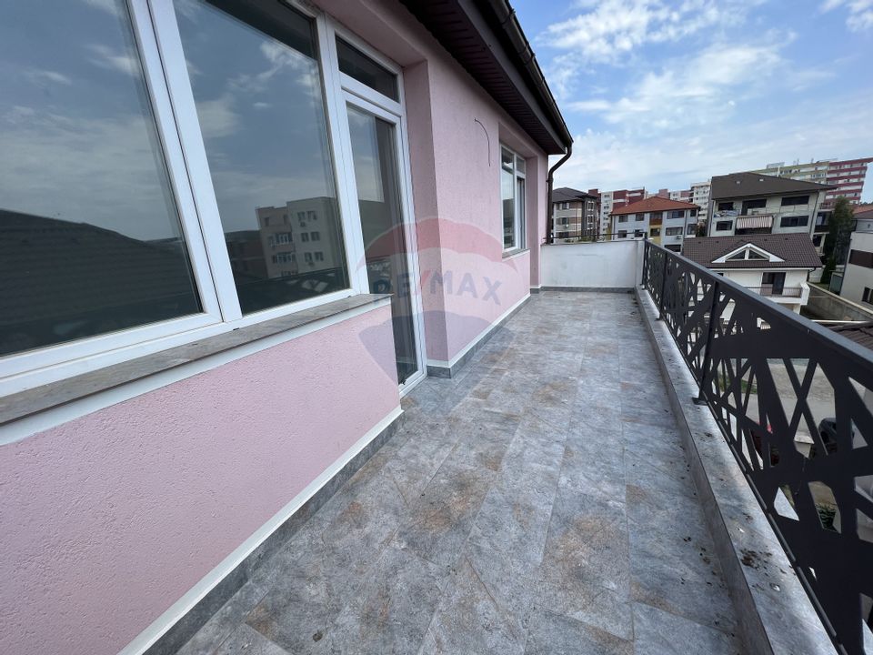 4 room Apartment for sale, Inel II area