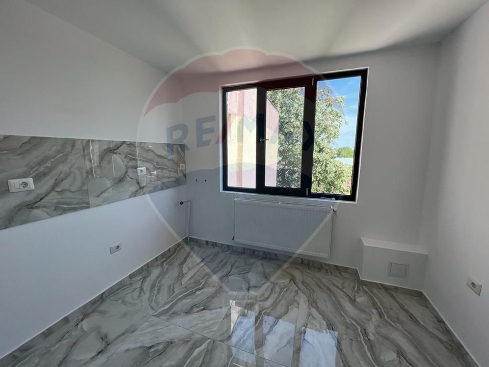 Apartament 3 camere în zona Gara