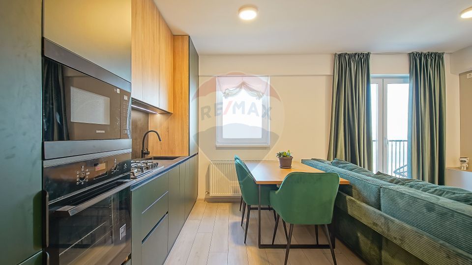 2 room Apartment for rent, Tractorul area