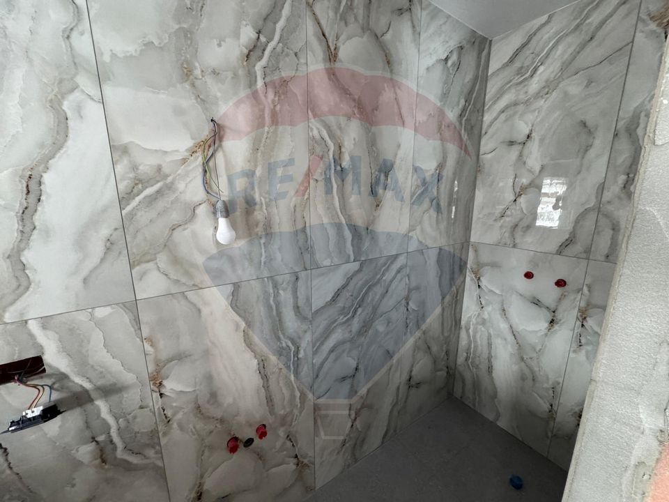 8 room House / Villa for sale, Darmanesti area