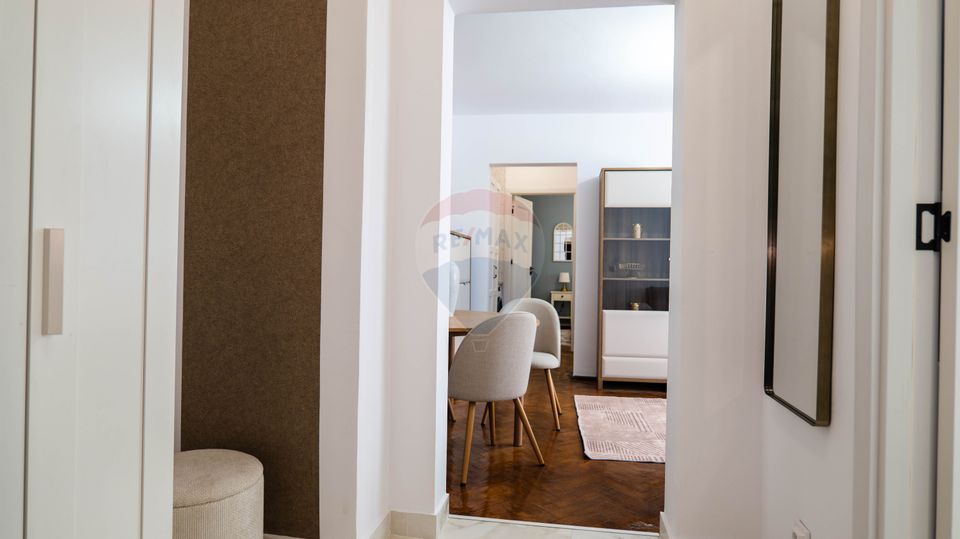 Apartament 2 camere de vânzare Metrou Parc Bazilescu, renovat complet