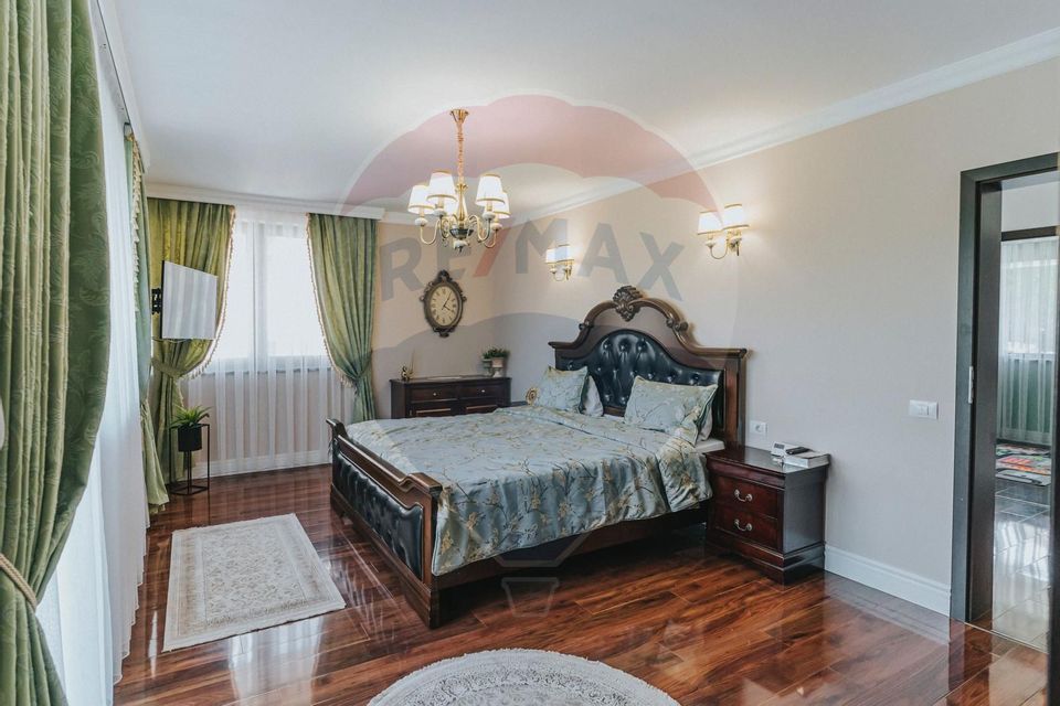 Ready to Move Family Home with Heated Pool – Gheorghe Doja Street, Ora