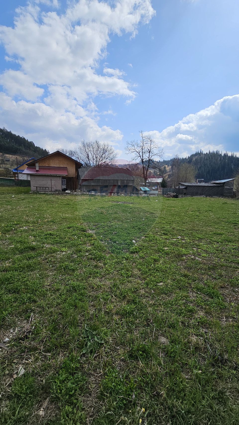Land 1,520sqm Hangu / Strada Principala