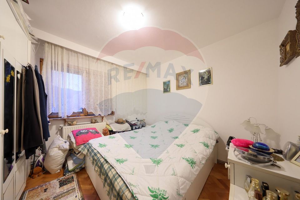 Apartament cu 3 camere, mobilat si utilat, în zona Racadau!