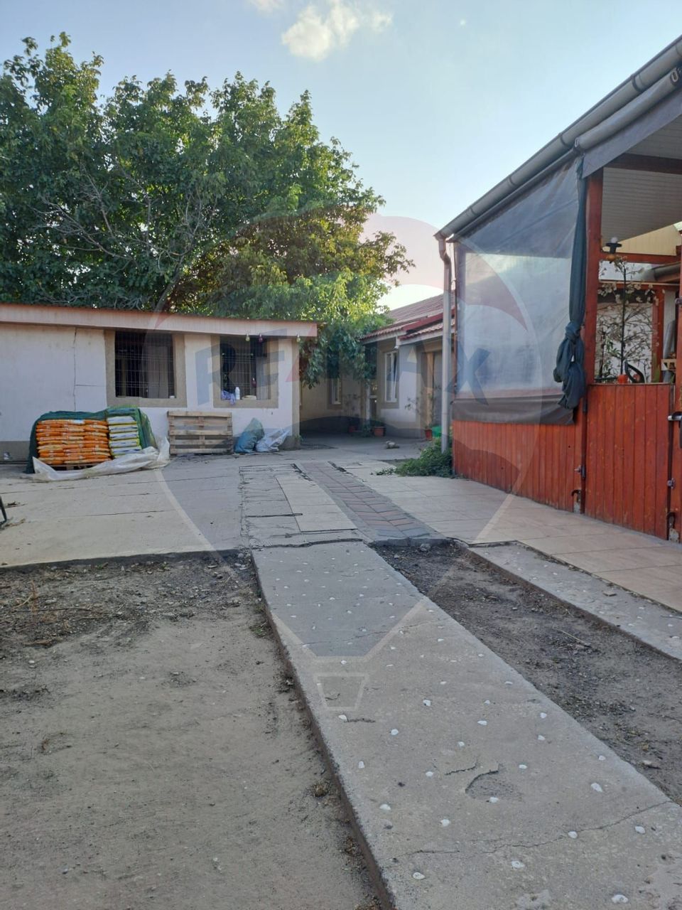 6 room House / Villa for sale, Sud area