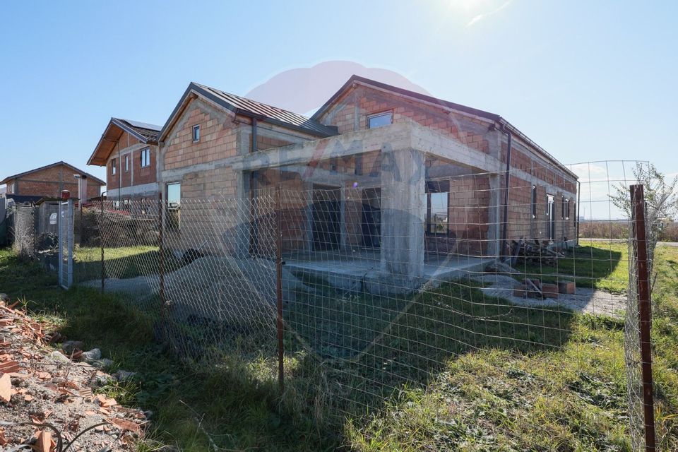 6 room House / Villa for sale