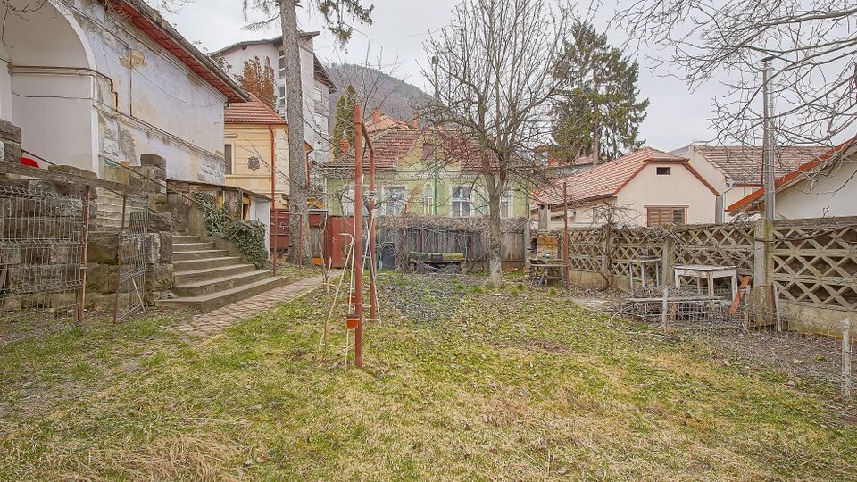 Comision 0% | Garsonieră la casă, curte comună– Matei Basarab