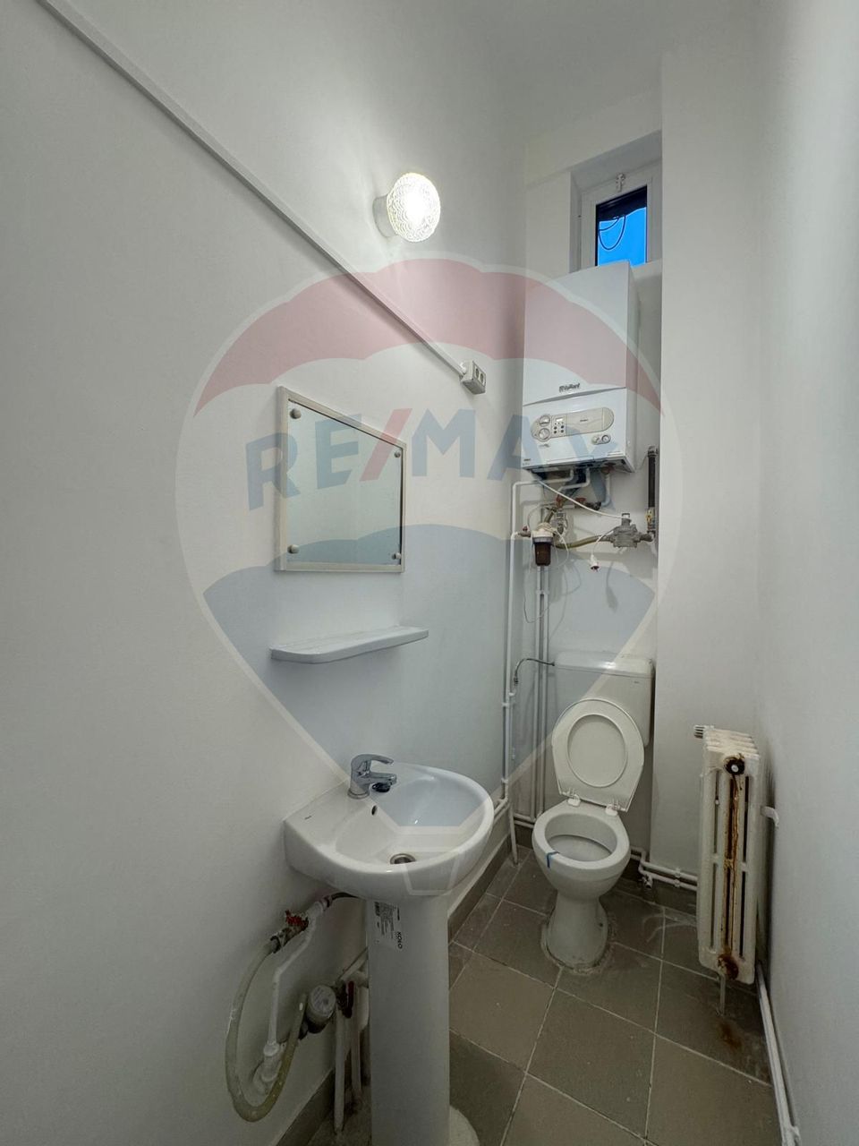 110sq.m Commercial Space for rent, Bancilor area