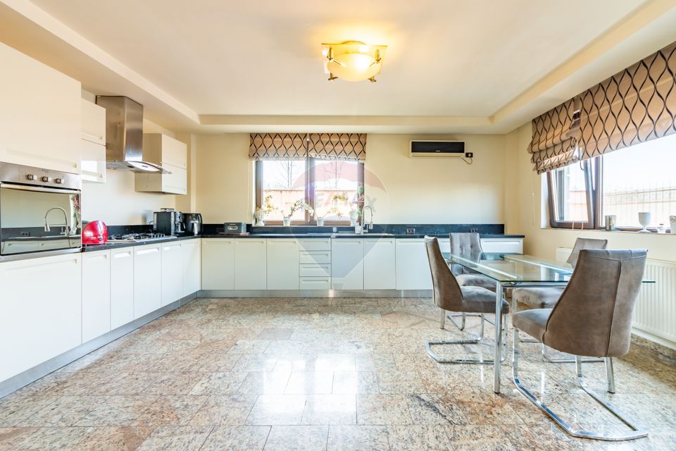 Opportunity to purchase 7-room villa Corbeanca