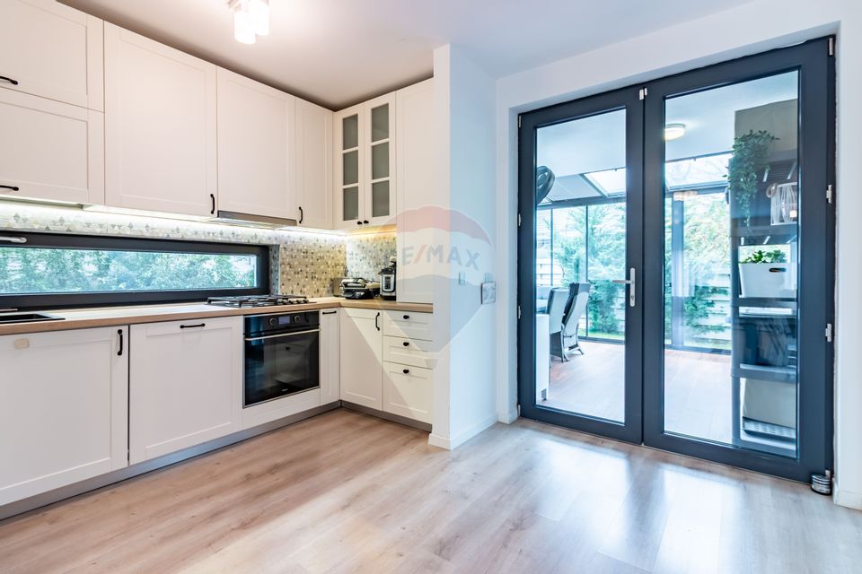 Casă / Vilă de vanzare la intrare in Tunari, toate utilitatile