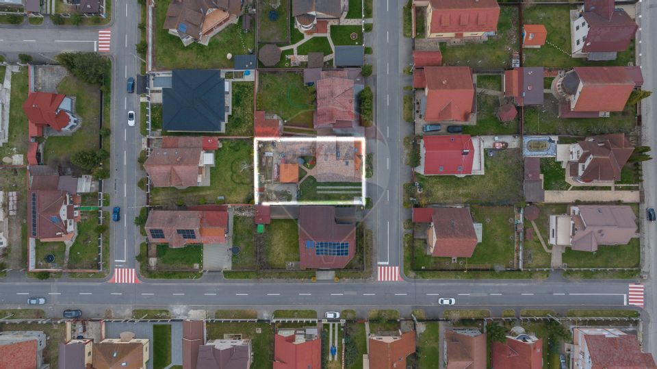 Vilă cu 6 camere de vânzare în zona Primaverii, Râșnov - Comision 0