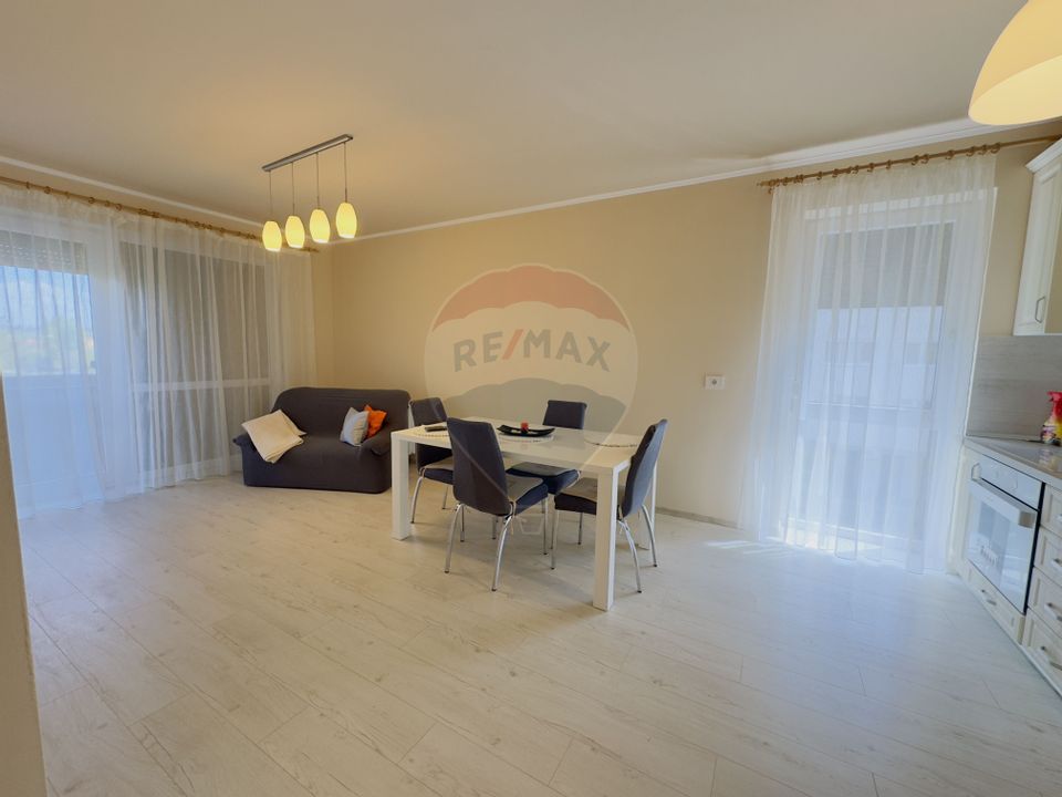 Apartament 3 camere Prima Universitatii