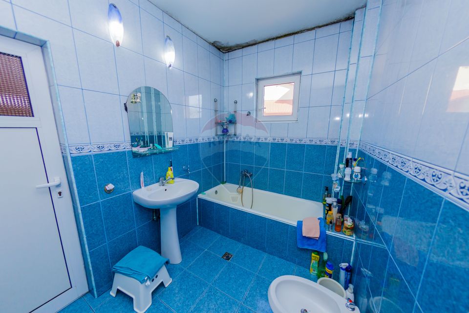 Proprietate rezidentiala de vanzare la 2 pasi de Parcul Regina Maria