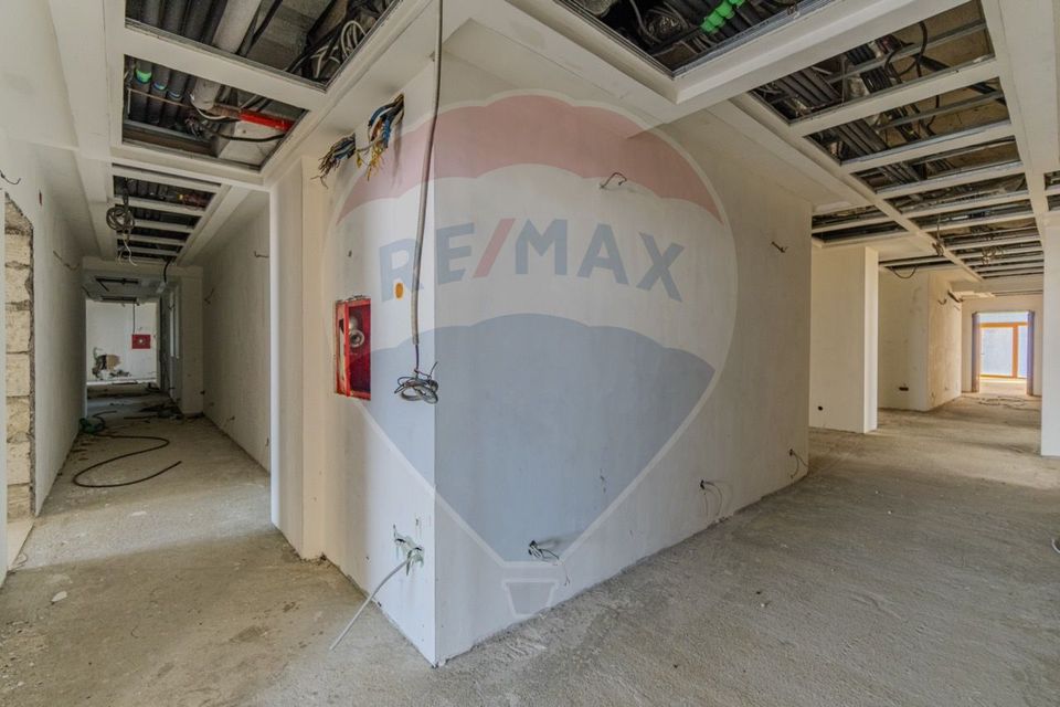 Activ Hotelier SubEvaluat | 18.000 mp construiti | 3 ha teren | BRASOV