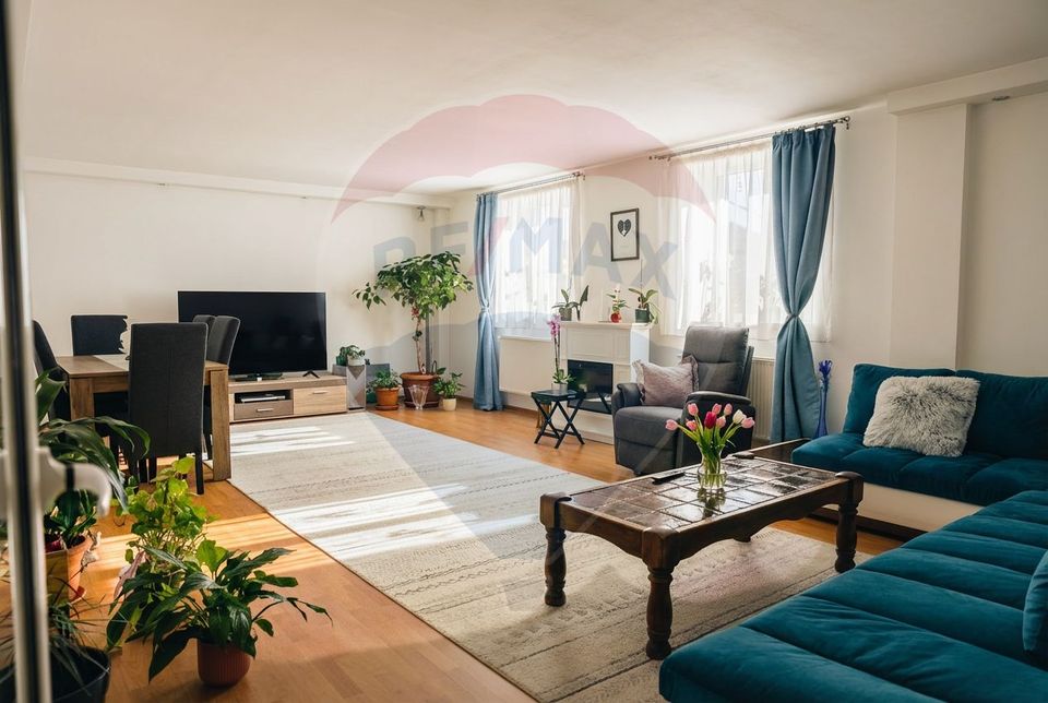 8 room House / Villa for sale, Sud-Est area