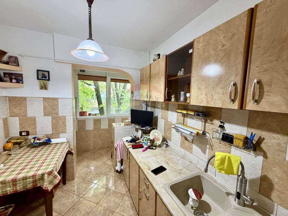 Apartament cu doua camere etaj 1